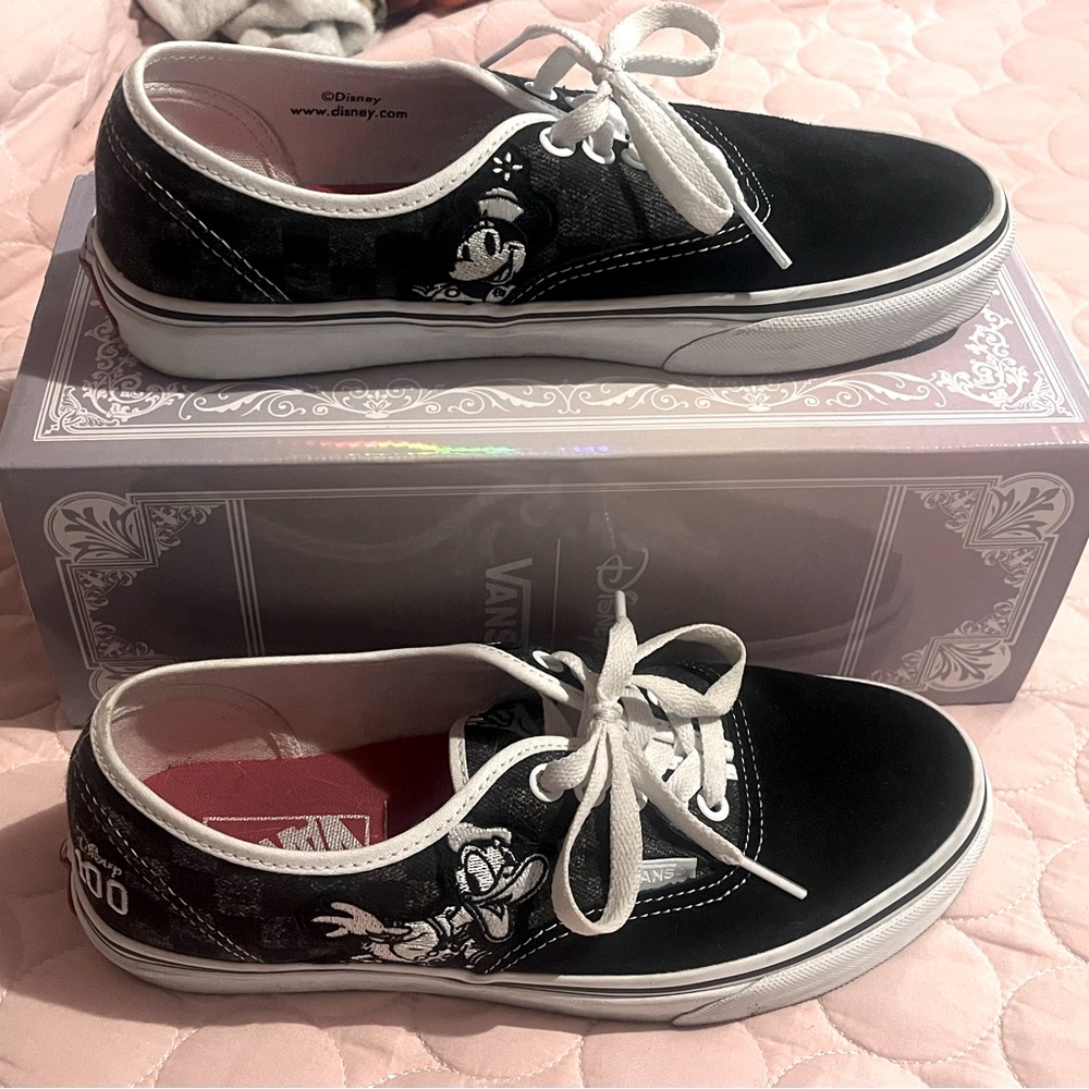 Vans x Disney Shoes size 8.5 women's